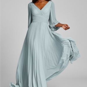 Teri Jon Elegant Light Blue Long Sleeve Dress